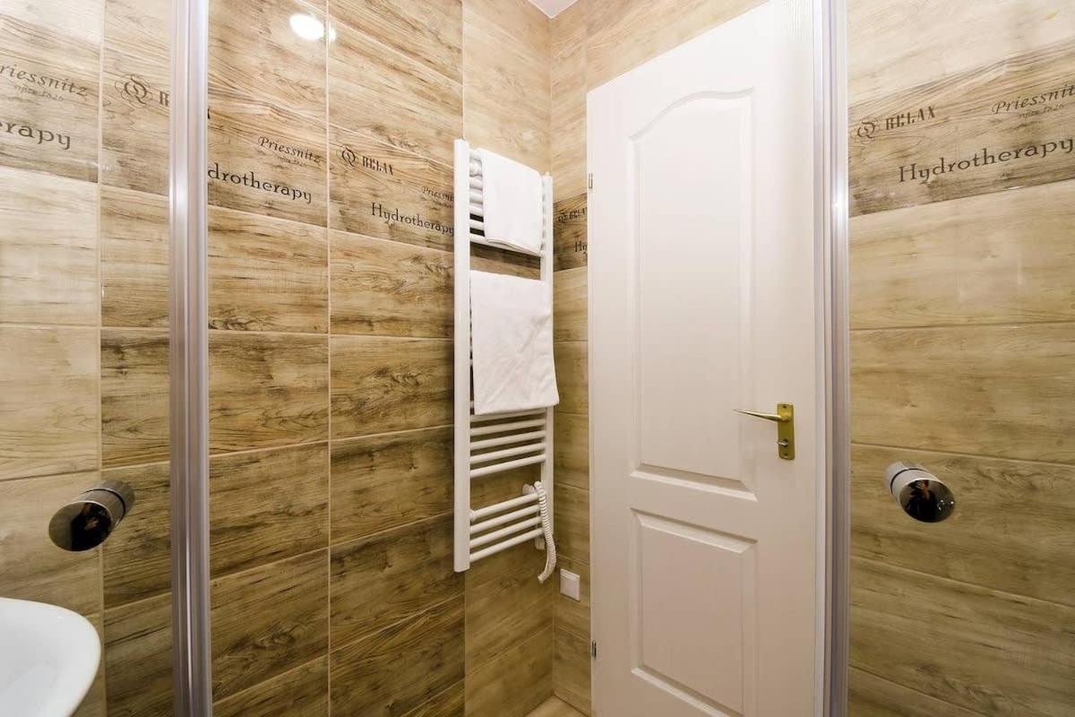 בודפשט Very Central Very Spacious New Home מראה חיצוני תמונה