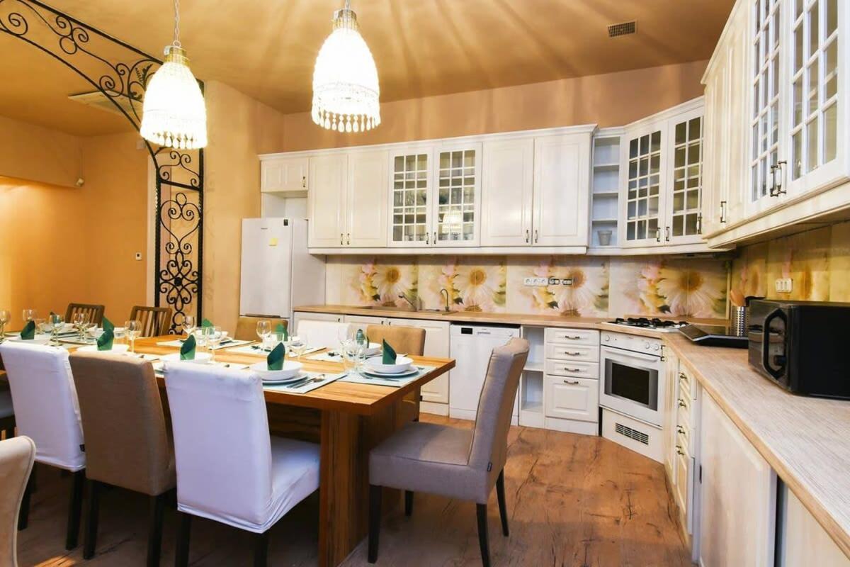 בודפשט Very Central Very Spacious New Home מראה חיצוני תמונה
