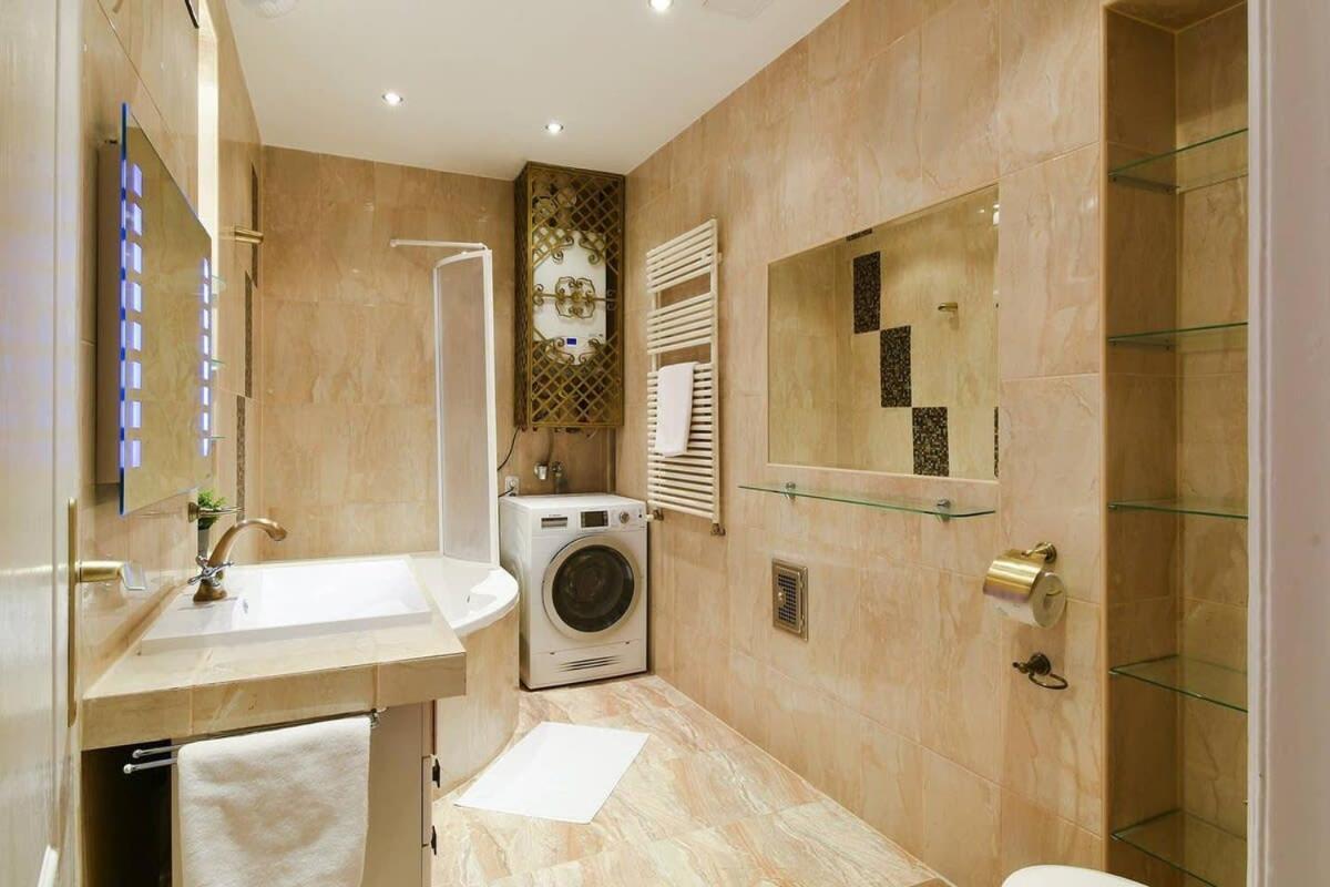 בודפשט Very Central Very Spacious New Home מראה חיצוני תמונה